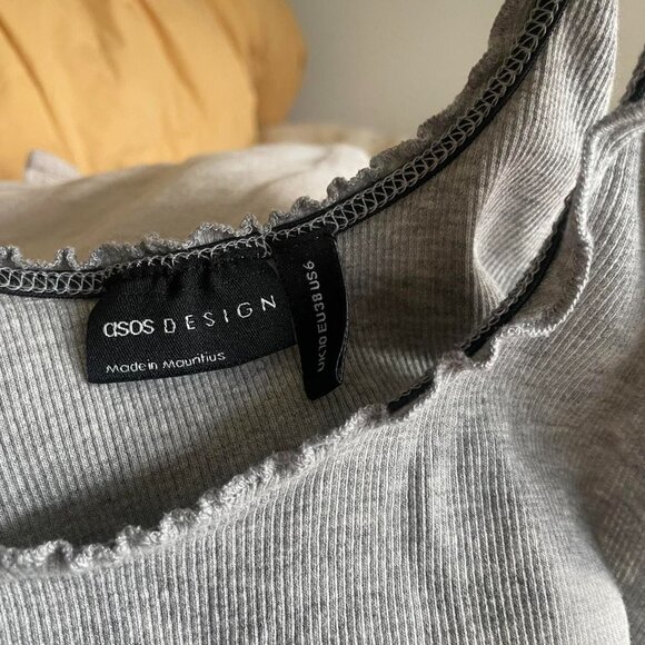 ASOS light grey cropped tank - Picture 2 of 2